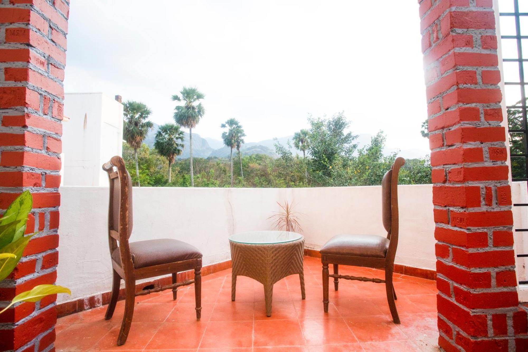 Saaral Resorts & Hotels Pvt Ltd Kuttālam Exterior foto